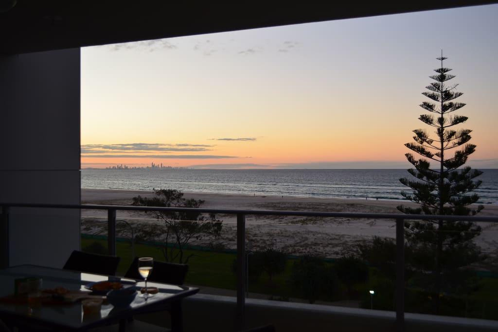Aparthotel Pure Kirra Gold Coast Exterior foto
